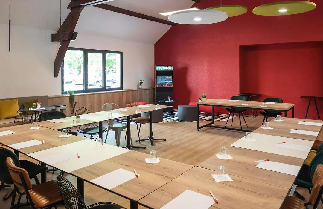 Ibis Beaune Centre-1